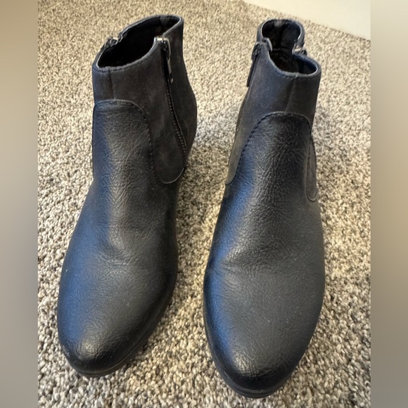 Ecco Women’s Booties 7.5 Zip Sides Black Bass Naya  Zip Sides - Picture 1 of 9